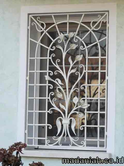 Wow 30 Gambar Teralis  Jendela Motif Bunga  Gambar Bunga  