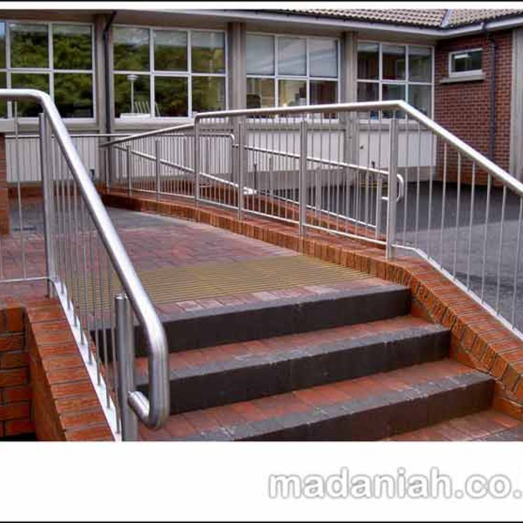 Railing Tangga Outdoor Model Terbaru Murah Bagus Rapi - Madaniah™