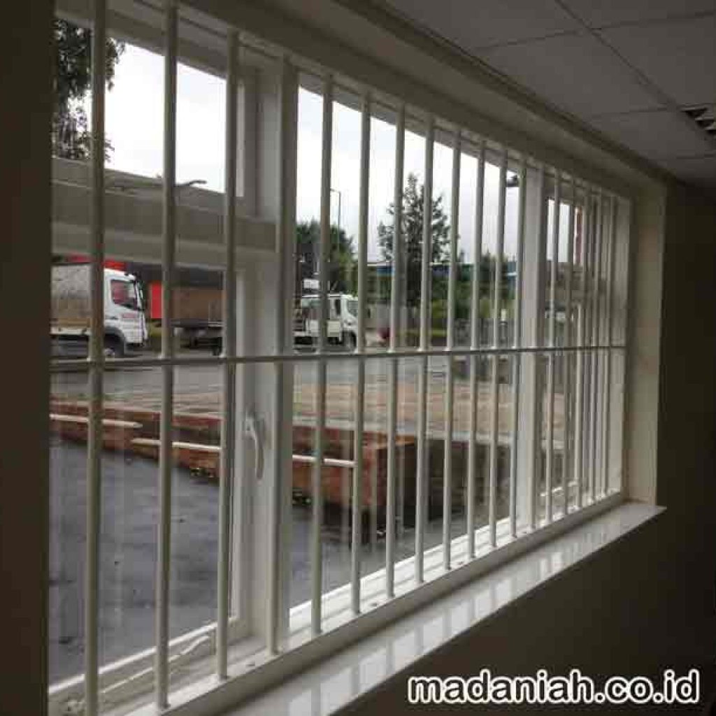 Model Teralis Jendela Kantor Terbaru - Madaniah™