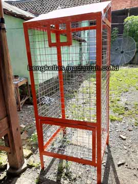 Sedia Tempat Sampah Botol Plastik Jombang Harga Murah