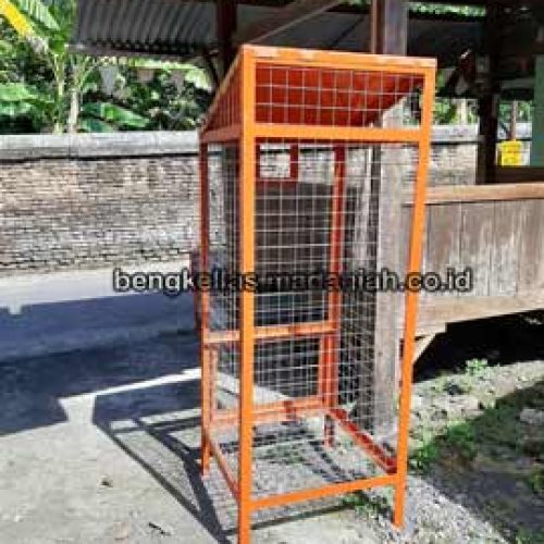 Sedia Tempat Sampah Botol Plastik Kendal Termurah
