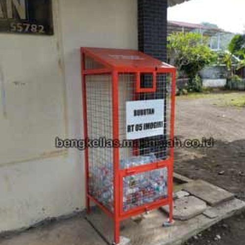 Sedia Tempat Sampah Botol Plastik Kudus Termurah
