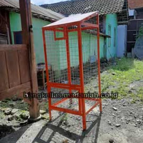 Sedia Tempat Sampah Botol Plastik Pemalang