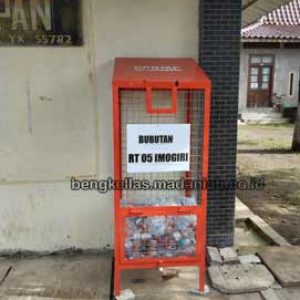 Sedia Tempat Sampah Botol Plastik Sidoarjo Termurah