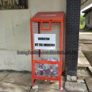 Sedia Tempat Sampah Botol Plastik Tuban Harga Murah