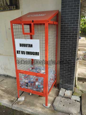 Sedia Tempat Sampah Botol Plastik Bandung Barat