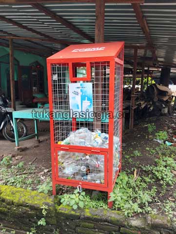 Sedia Tempat Sampah Botol Plastik Garut Harga Murah