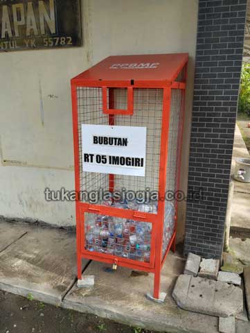 Sedia Tempat Sampah Botol Plastik Karawang