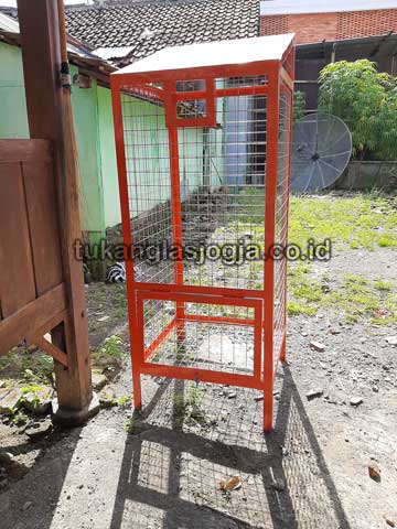 Sedia Tempat Sampah Botol Plastik Kota Kediri