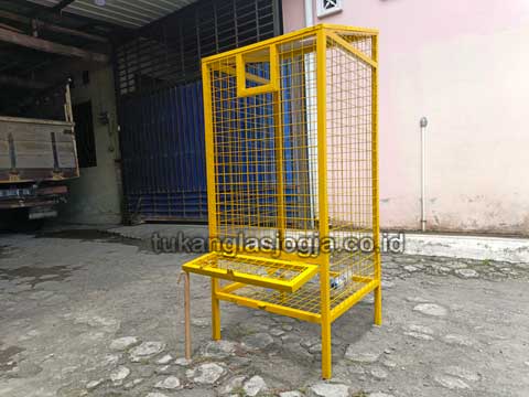 Sedia Tempat Sampah Botol Plastik Sumedang Harga Murah