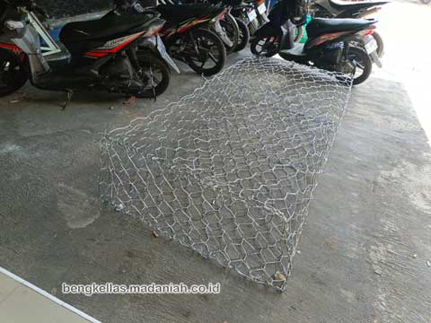 Produsen Bronjong Kawat Pesisir Barat