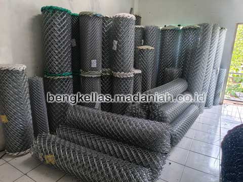 Produsen Kawat Harmonika Buton Tengah