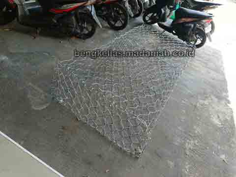 Jual Murah Bronjong Kawat Sumba Timur
