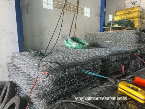 Produsen Bronjong Kawat Seram Bagian Timur