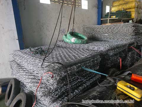 Produsen Bronjong Kawat Soppeng Murah