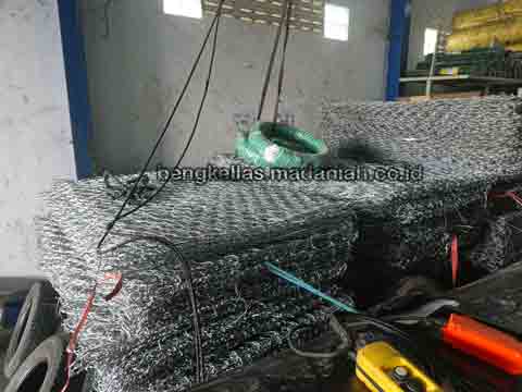 Produsen Bronjong Kawat Tanah Datar