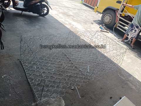 Jual Bronjong Kawat Mamasa