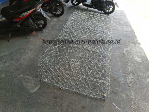 Pabrik Bronjong Kawat Biak Numfor