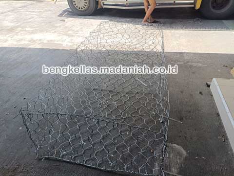 Pabrik Bronjong Kawat Subulussalam Murah
