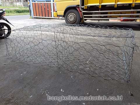 Pabrik Bronjong Kawat Tuban Murah