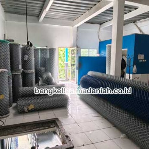 Pabrik Kawat Harmonika Halmahera Selatan
