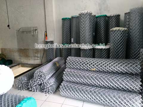 Pabrik Kawat Harmonika Kota Batu