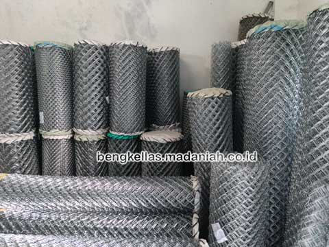 Pabrik Kawat Harmonika Kota Palu