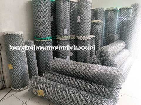Pabrik Kawat Harmonika Kota Surakarta