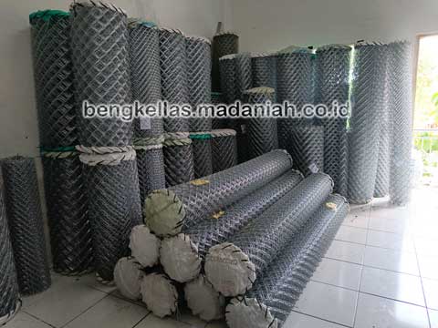 Pabrik Kawat Harmonika Pesisir Selatan