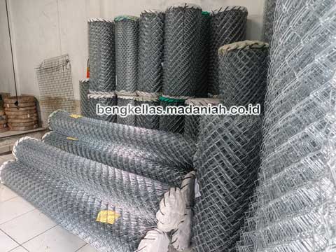 Pabrik Kawat Harmonika Pulau Morotai