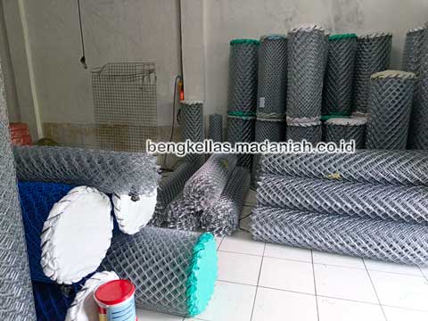 Pabrik Kawat Harmonika Tidore Kepulauan
