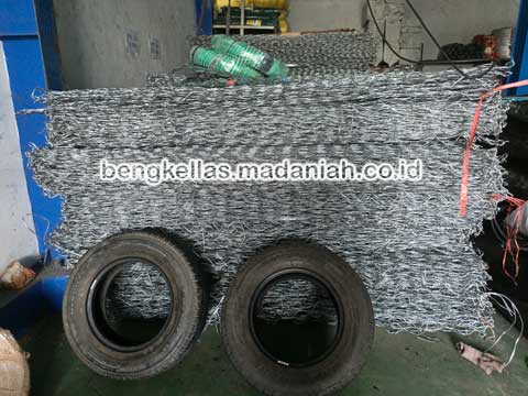 Produsen Bronjong Kawat Buru Selatan