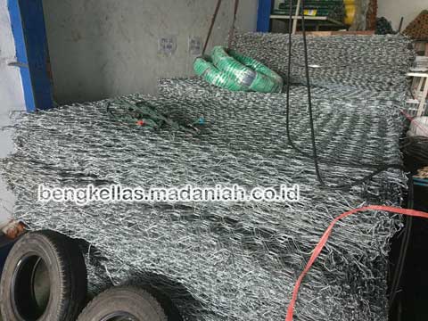Produsen Bronjong Kawat Kayong Utara Murah