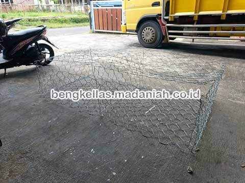Produsen Bronjong Kawat Kayong Utara