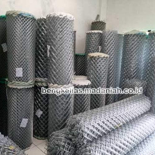 Produsen Kawat Harmonika Empat Lawang