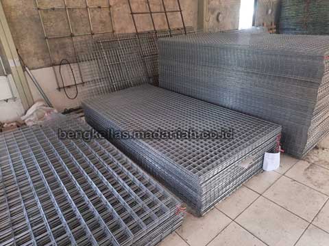 Distributor Wiremesh Maybrat