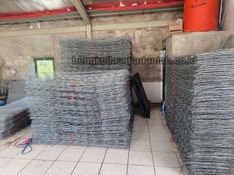 Jual Bronjong Kawat Kaur