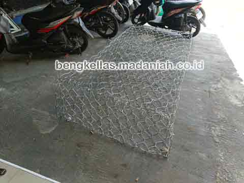 Jual Bronjong Kawat Seram Bagian Barat