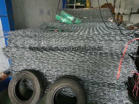 Jual Bronjong Kawat Sumba Barat Daya