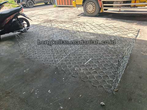 Pabrik Bronjong Kawat Kota Bitung