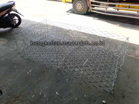 Pabrik Bronjong Kawat Lingga Harga Murah