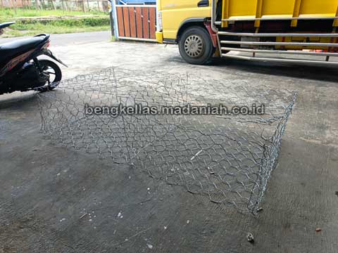 Pabrik Bronjong Kawat Muna Barat Harga Murah