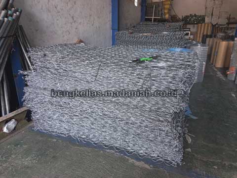 Pabrik Bronjong Kawat Pakpak Bharat Harga Murah