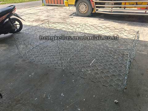 Produsen Bronjong Kawat Bombana
