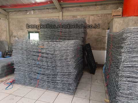 Produsen Bronjong Kawat Flores Timur Harga Murah