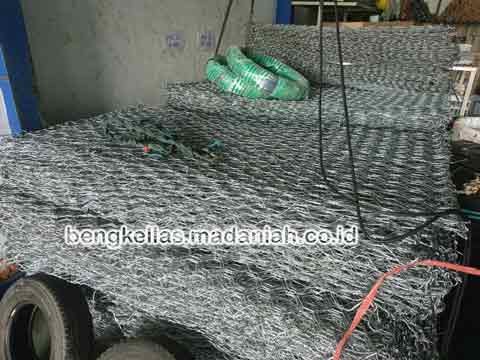 Produsen Bronjong Kawat Kuningan