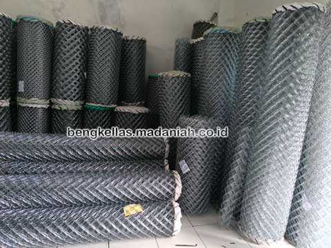 Produsen Kawat Harmonika Biak Numfor