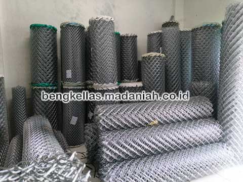 Produsen Kawat Harmonika Buru Berpengalaman