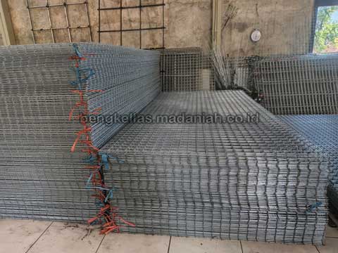 Distributor Wiremesh Buton Tengah
