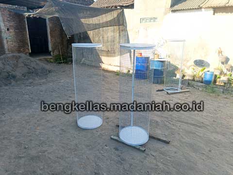 Jual Tempat Sampah Botol Plastik Maybrat